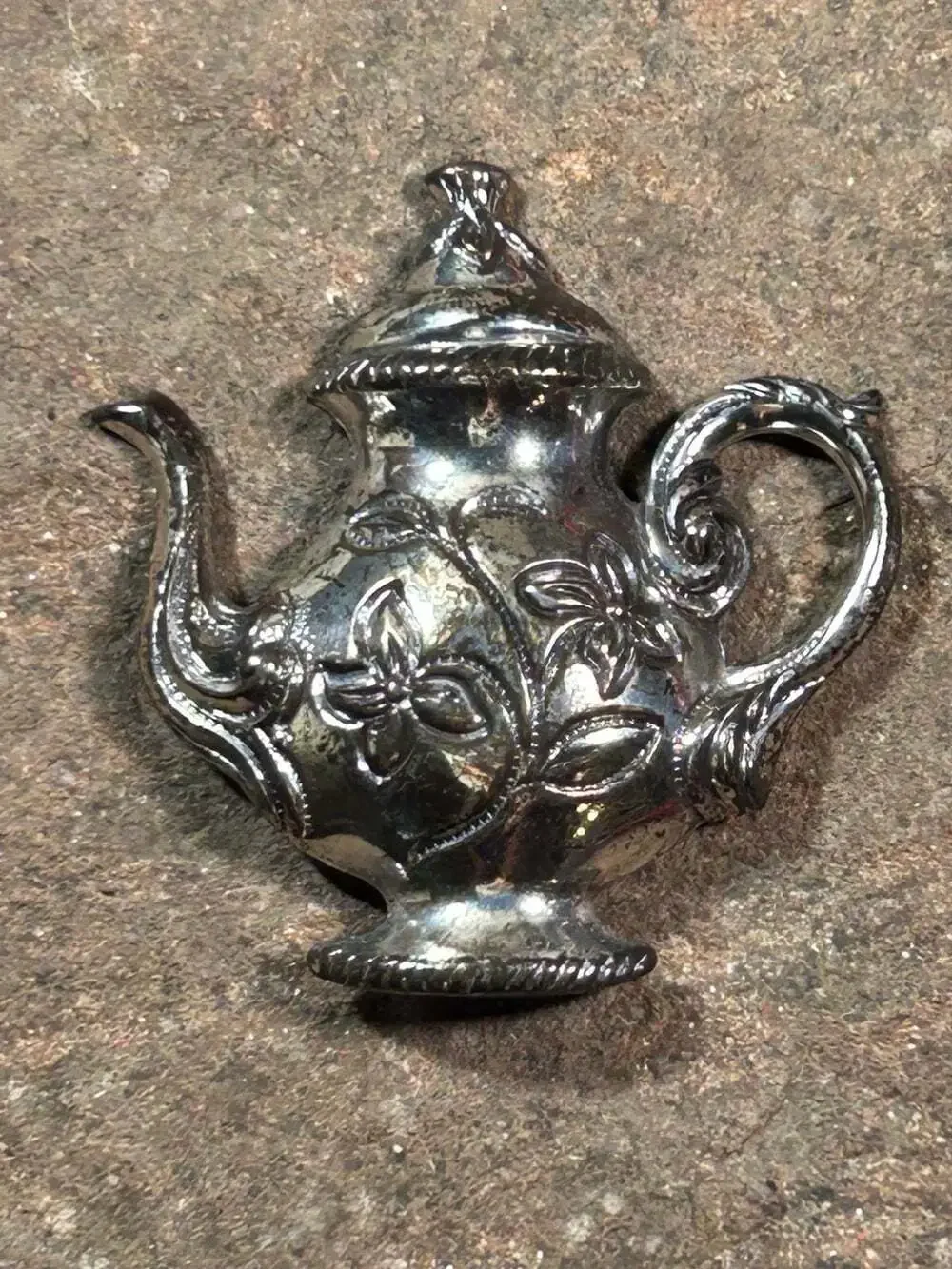 Beau Vtg Sterling Silver  Floral Teapot Pin Brooch